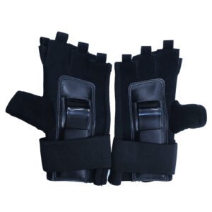 Half-finger gloves for skating and skateboarding